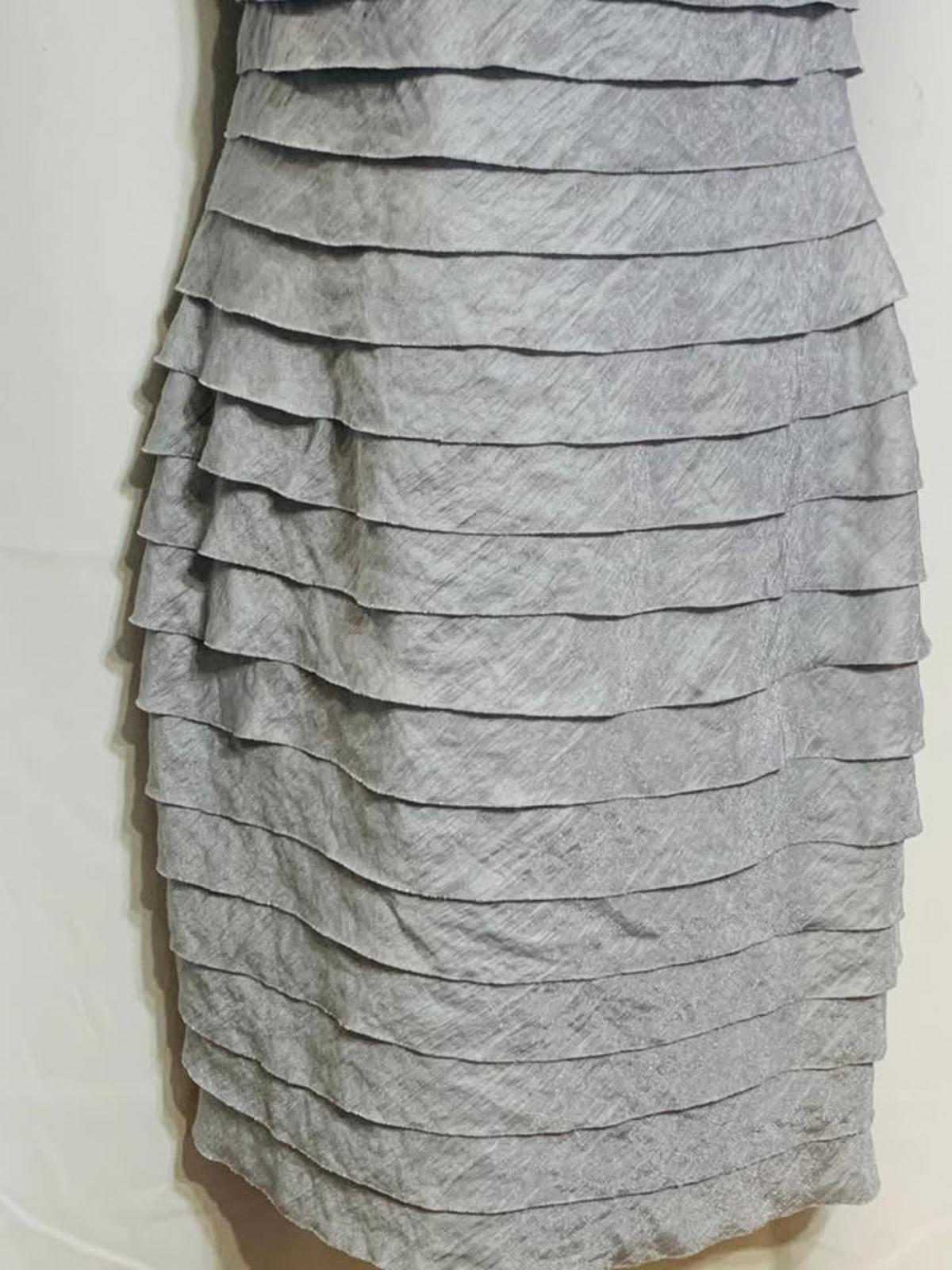 EUC London Times Ball Dress Metallic Silver & Gray Slim Fit Knee Length Ladies 8
