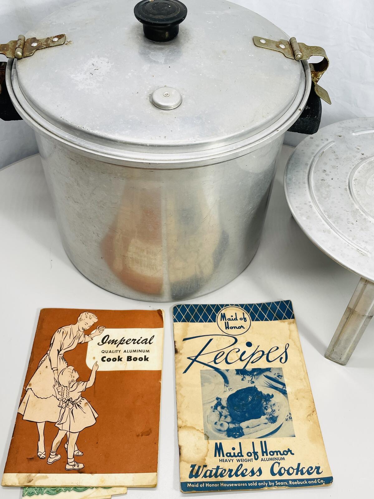Vintage Maid of Honor Waterless Cooker with Stand and Two Vintage Cookbooks