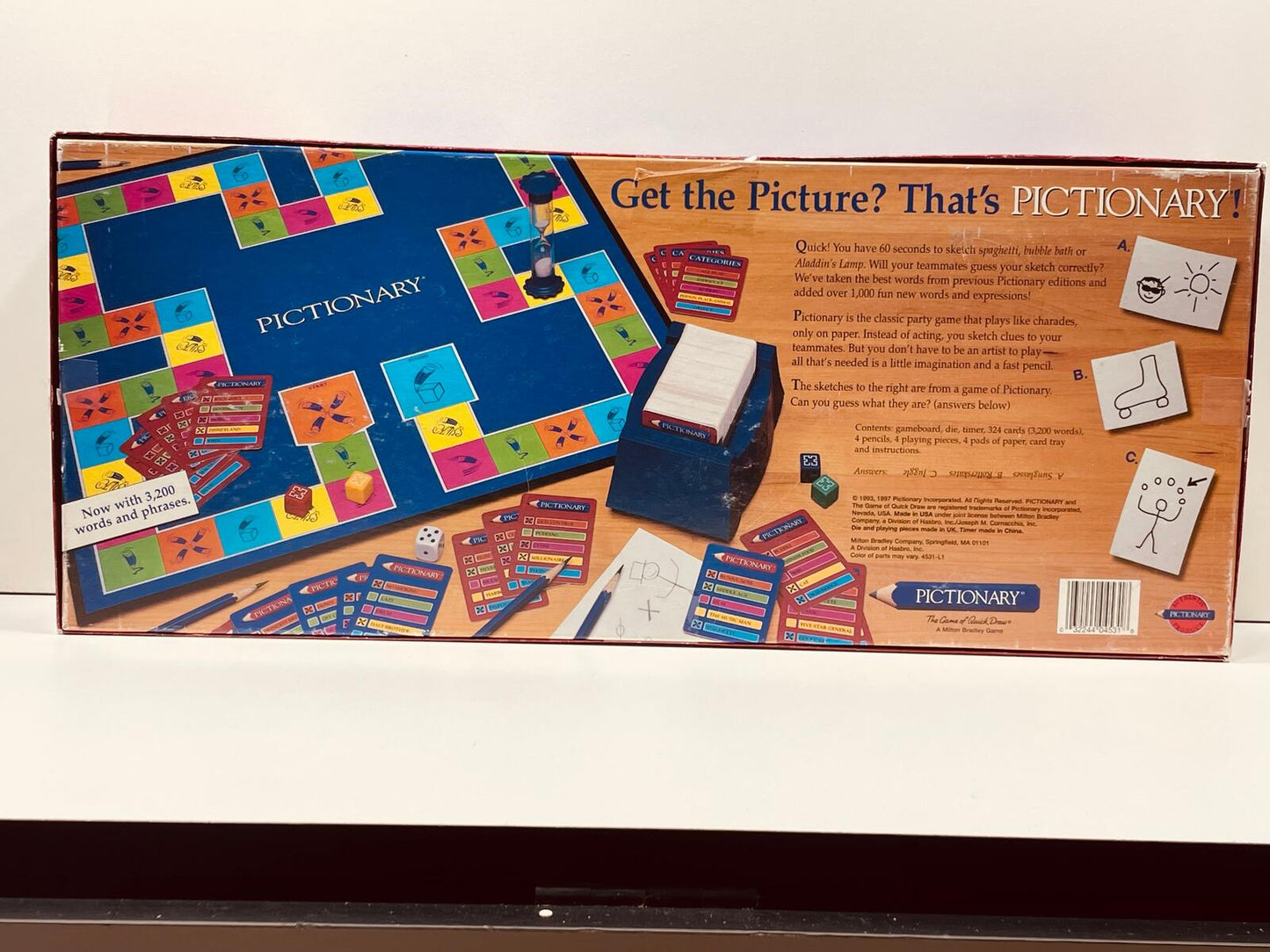 1997 Pictionary Board Game - The Game of Quick Draw