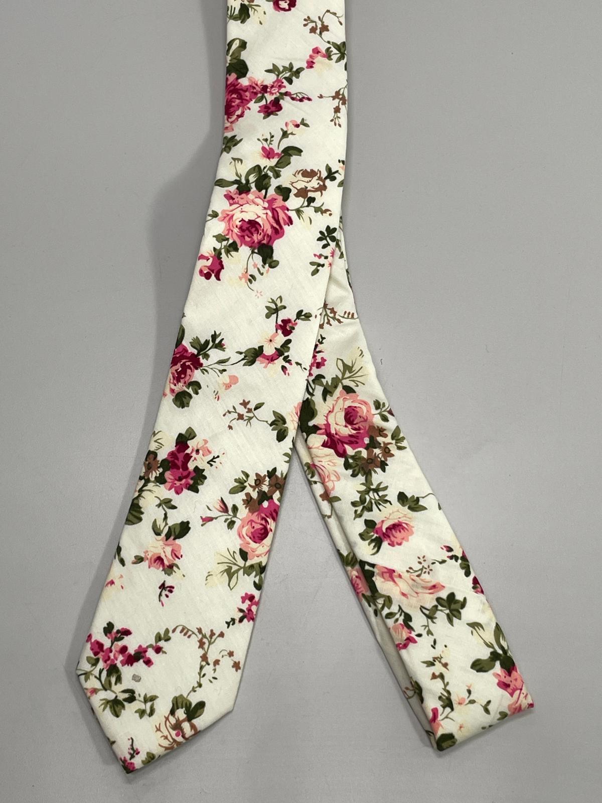 NEW! Mens Neck Tie Ivory Floral Wedding with Pink Roses Narrow 2.5"