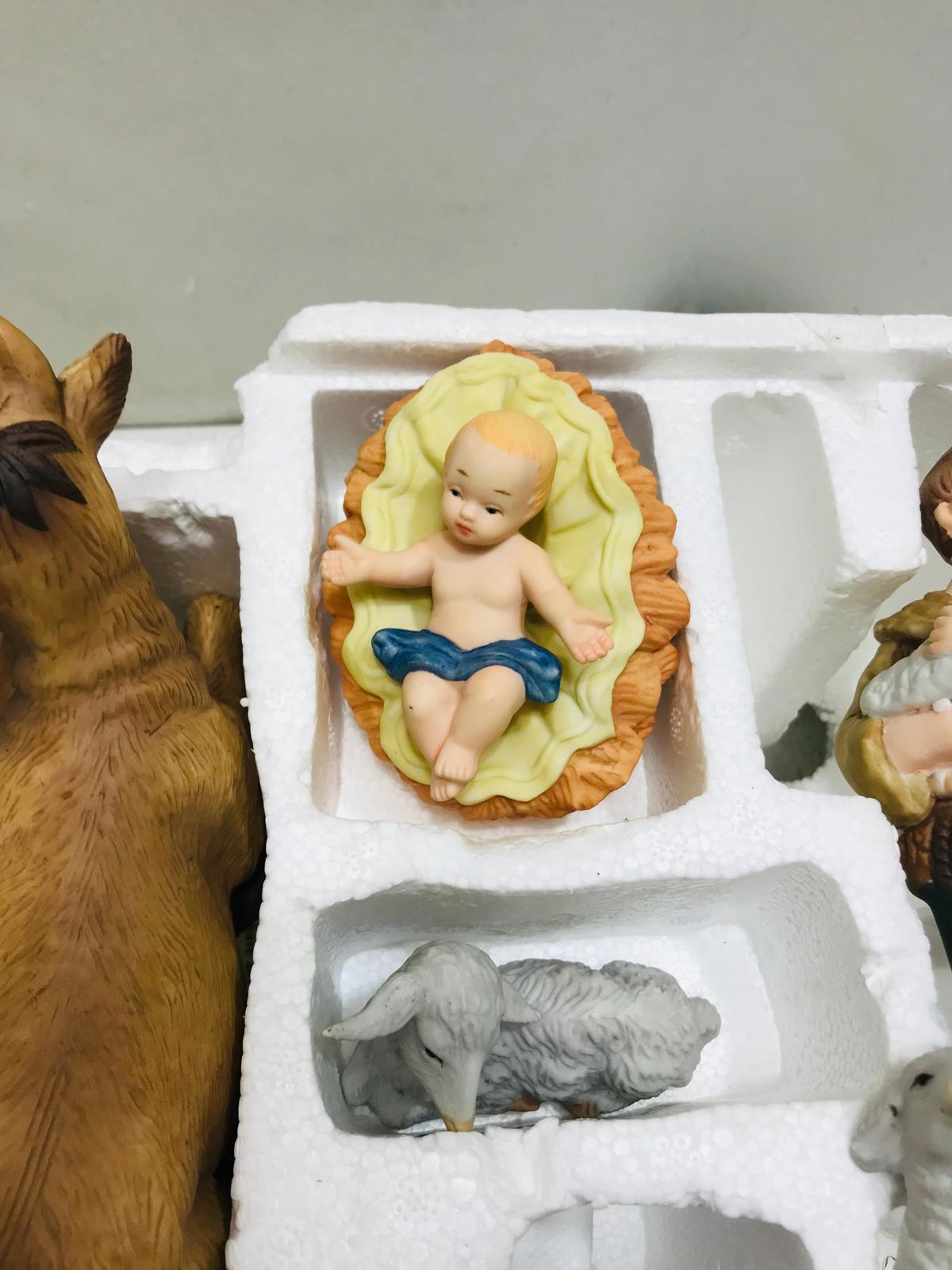 VINTAGE COMPLETE Kirklands Signature 13 PC Nativity Set