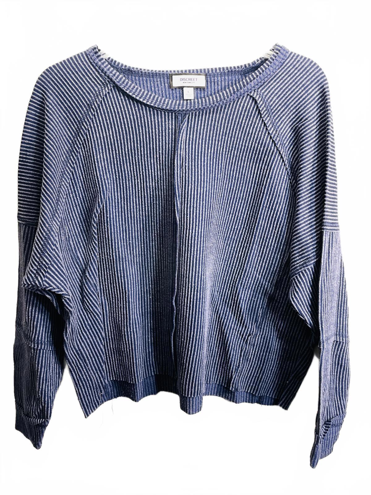 Discreet New York Blue and gray striped ribbed distressed cropped top Ladies L