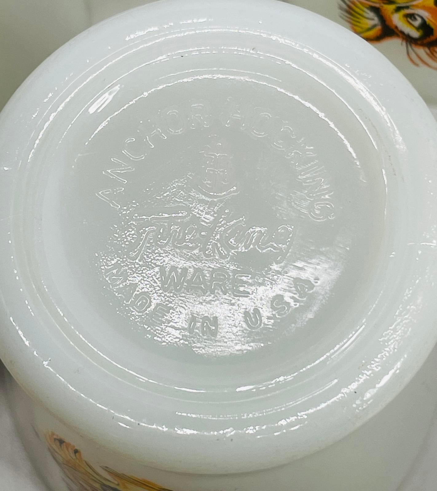 Anchor Hocking Vintage Fire King Milk Glass Mugs, Happy Tiger 4" - Set of 3