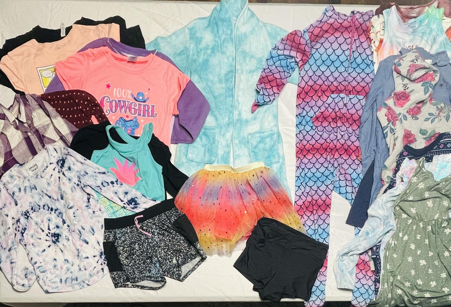 25 PC lot girls clothing Size 6/7 Summer Fall Mix