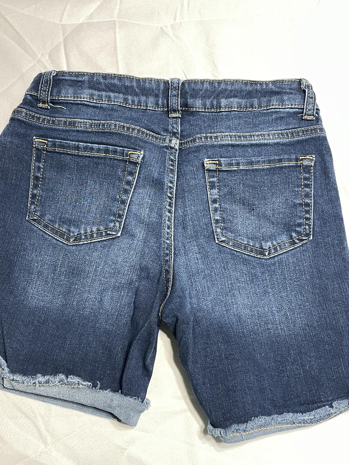 Cat & Jack girls dark denim cut off shorts with adjustable waist size 10/12