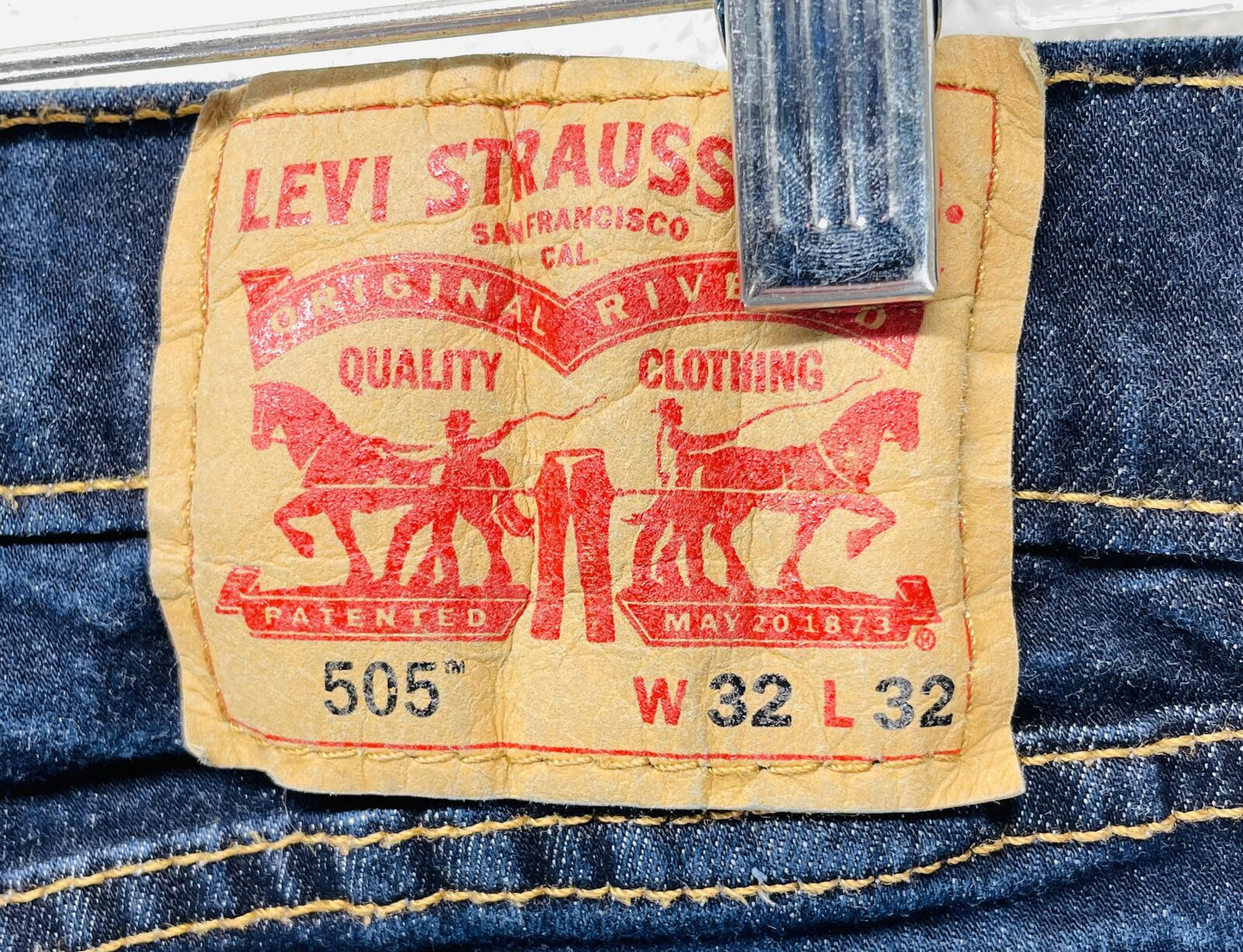 Levi's 505 Classic Fit Men's Jeans W32 L32 Dark Blue Denim