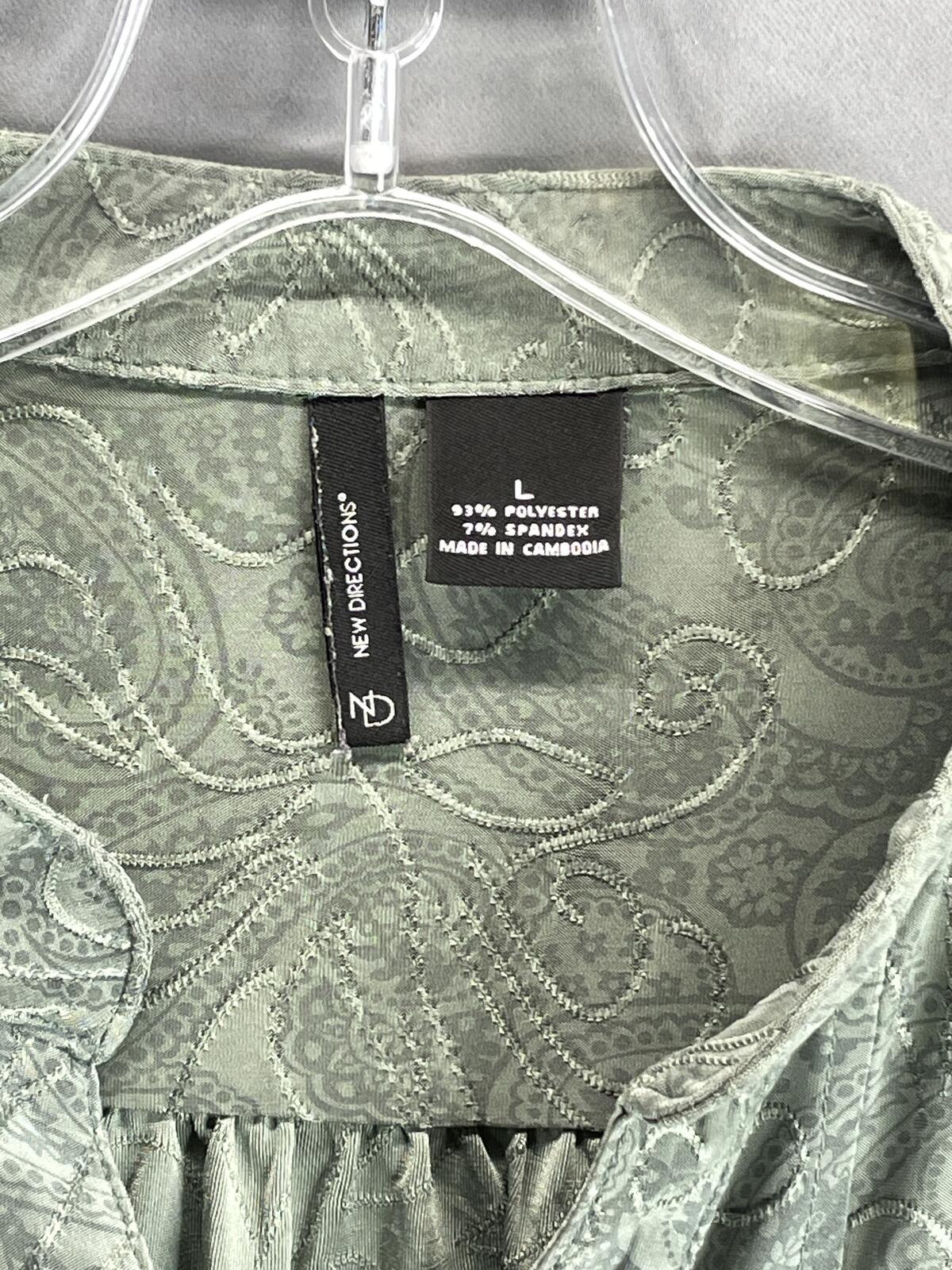 New Directions Long Cuffed Sleeve Green Paisley Print Blouse Ladies Large
