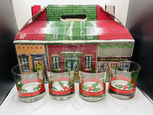 Set of 4 Vintage Libby Christmas Holly Patterned Glasses with Decorative Box