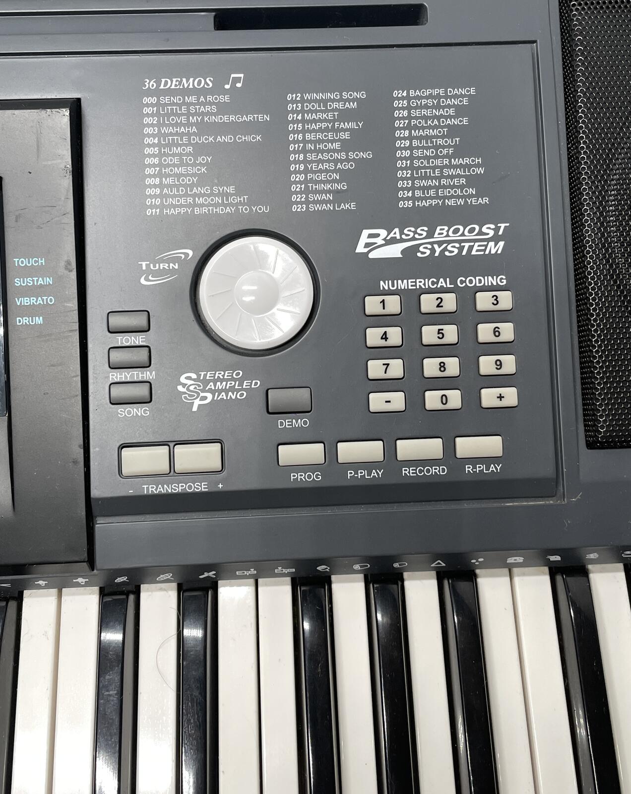 Local Pick Up 28327 Spectrum Bass Boost System Electronic Keyboard Piano Tested