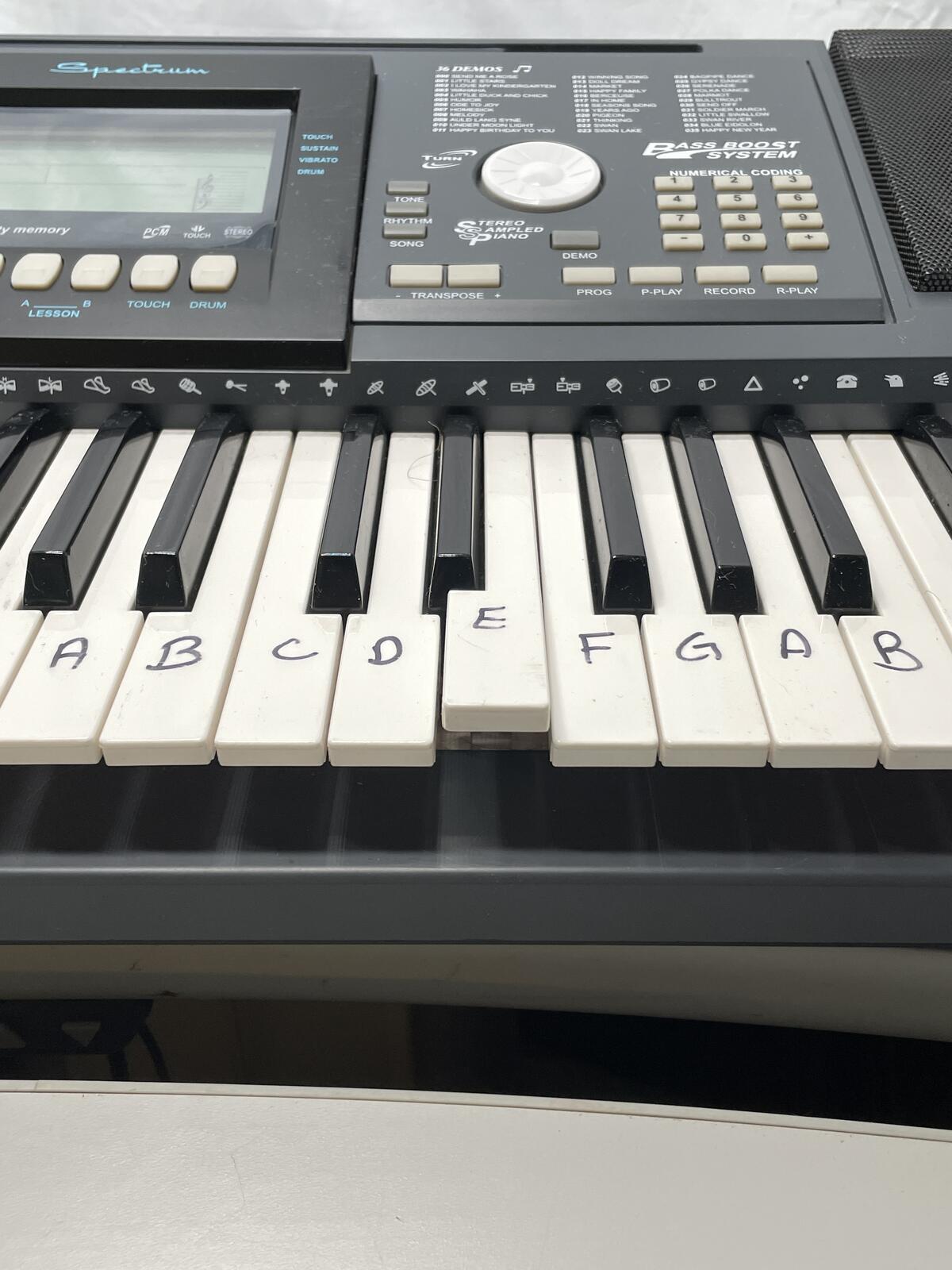 Local Pick Up 28327 Spectrum Bass Boost System Electronic Keyboard Piano Tested