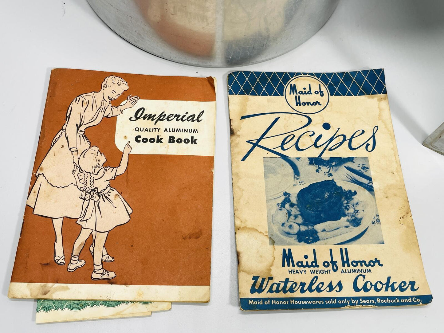 Vintage Maid of Honor Waterless Cooker with Stand and Two Vintage Cookbooks