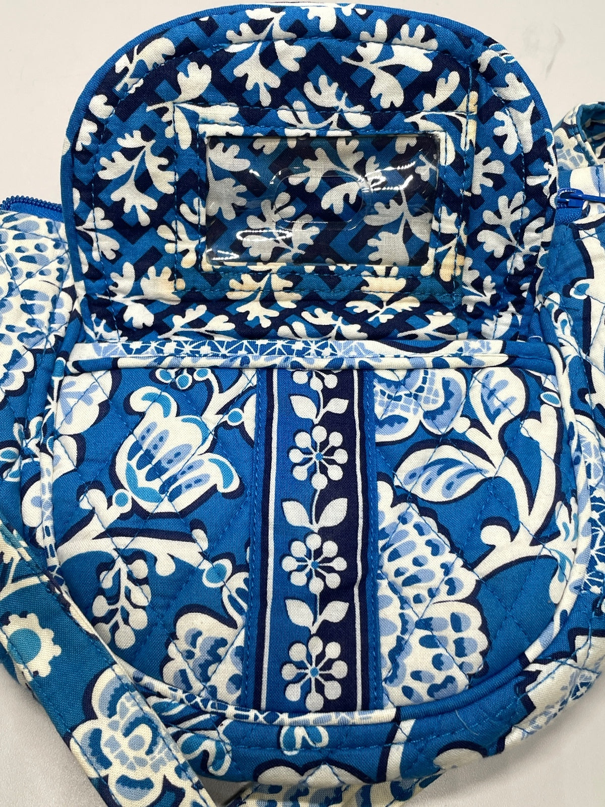 Vera Bradley Quilted Crossbody Bag in Blue Floral Print 8.5" x 5" x 3"