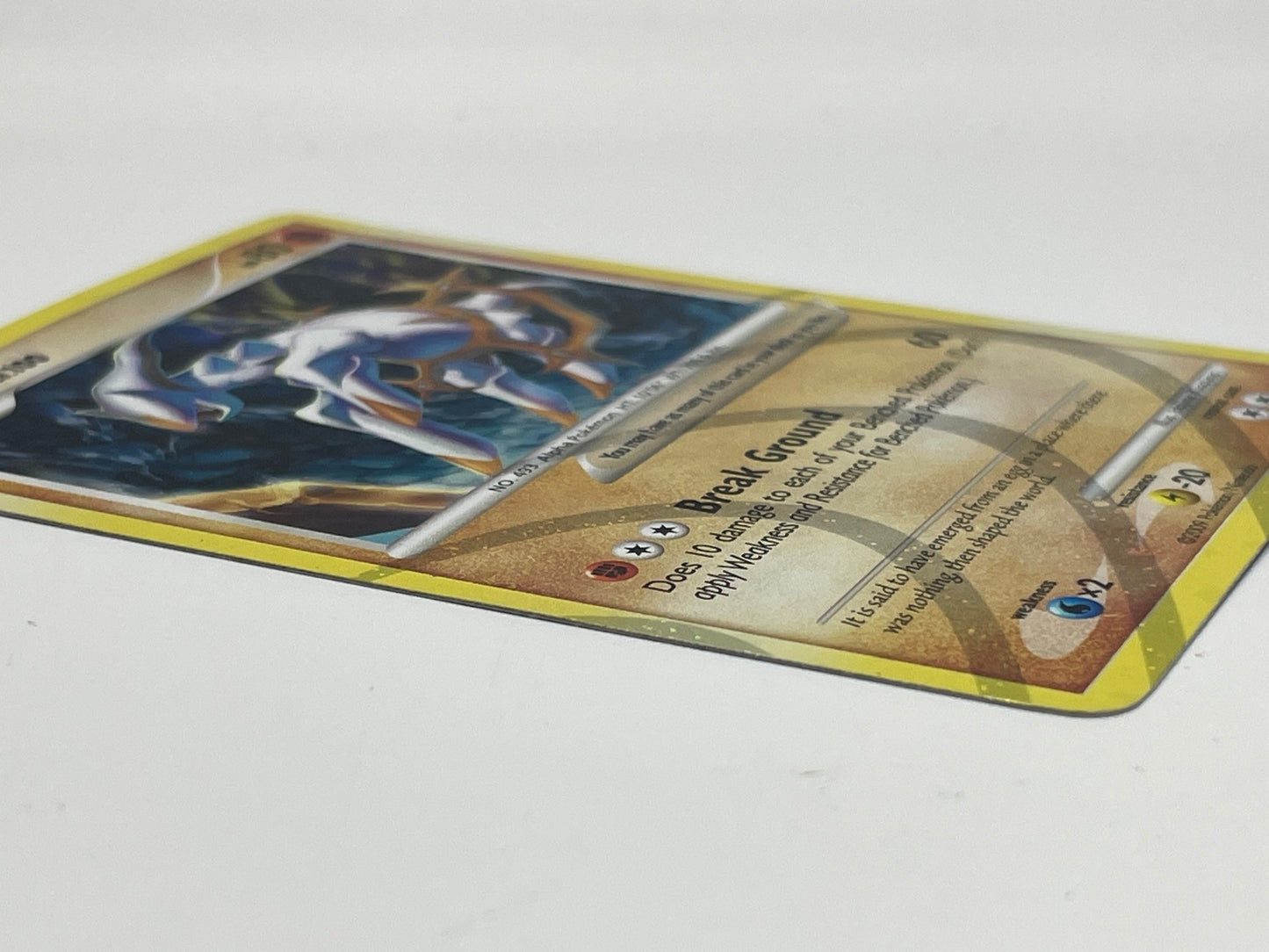Arceus LV.100 Fighting-Type Pokémon Card AR8 Platinum 2009 Holofoil