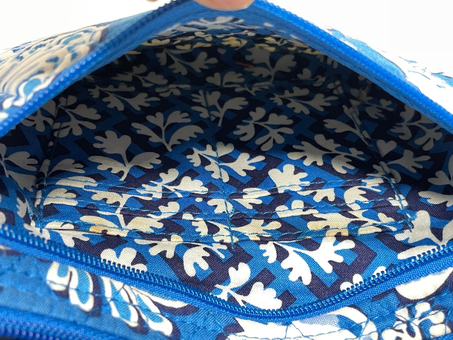 Vera Bradley Quilted Crossbody Bag in Blue Floral Print 8.5" x 5" x 3"
