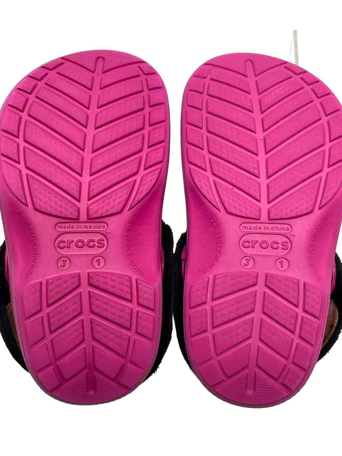 Crocs Classic Lined Clogs in Pink with Black Fleece Lining, Child Size 6